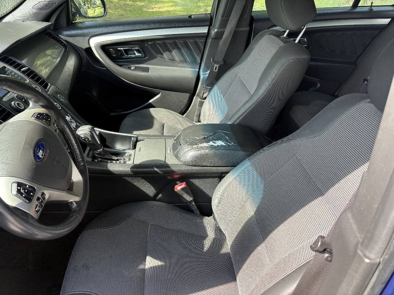Used 2014 Ford Taurus SEL FWD image 19