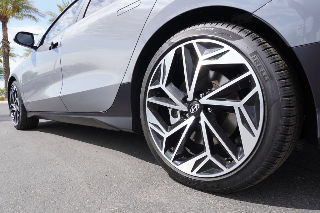 Used 2024 Hyundai Ioniq 6 SEL RWD image 6