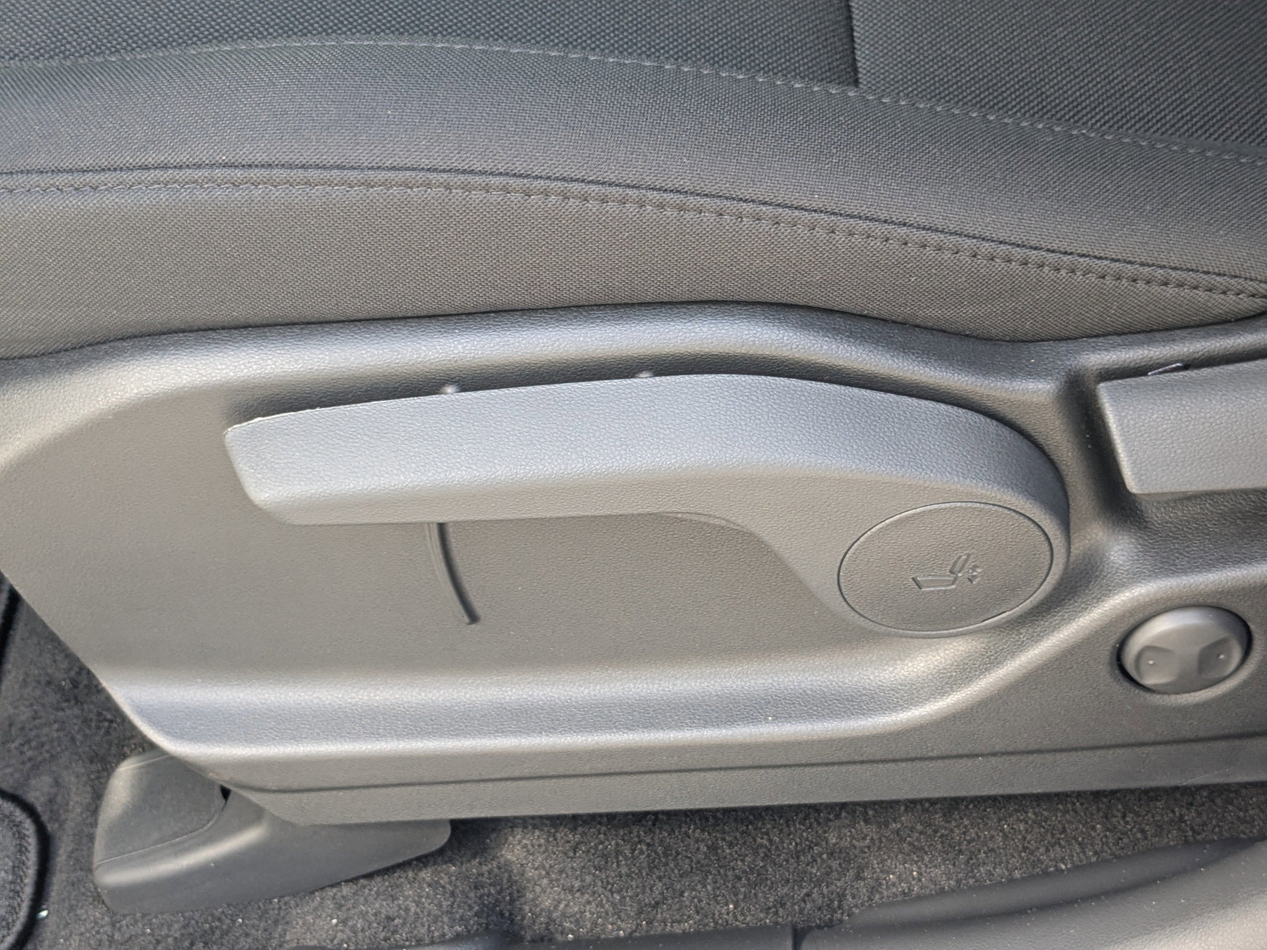 New 2026 Hyundai Santa Fe SE image 19