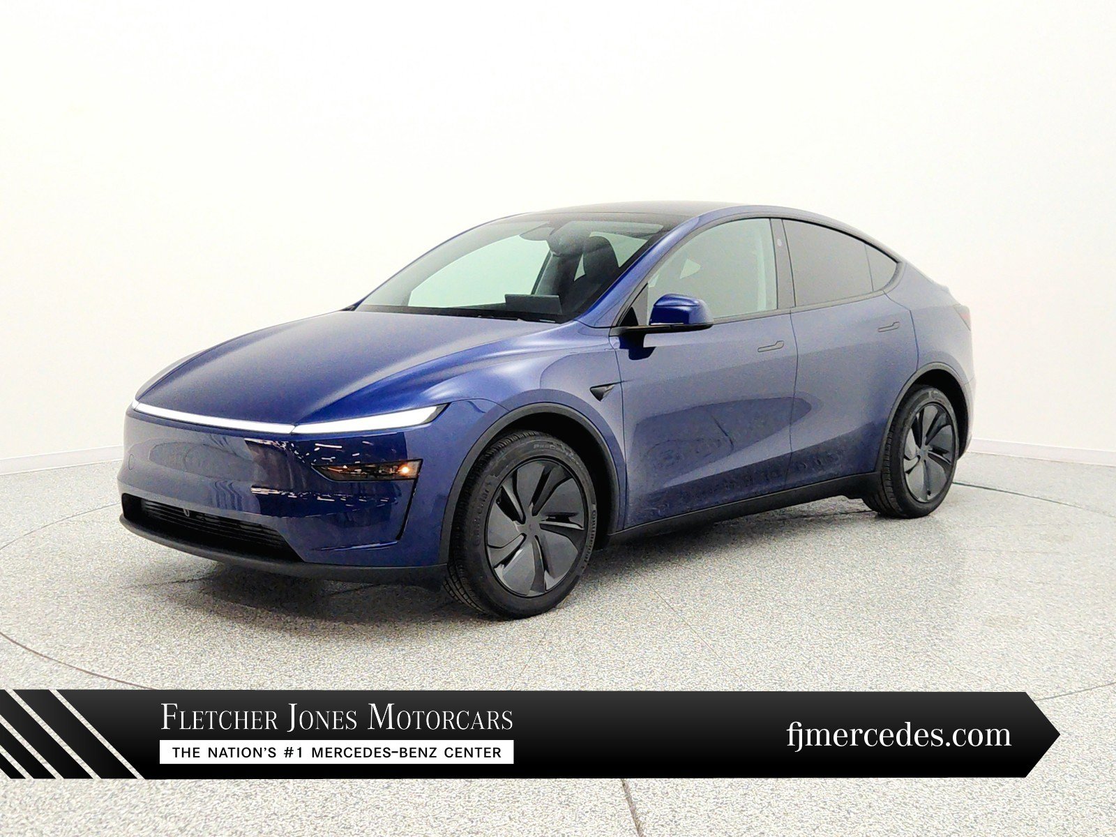 Used 2026 Tesla Model Y 2WD image 1