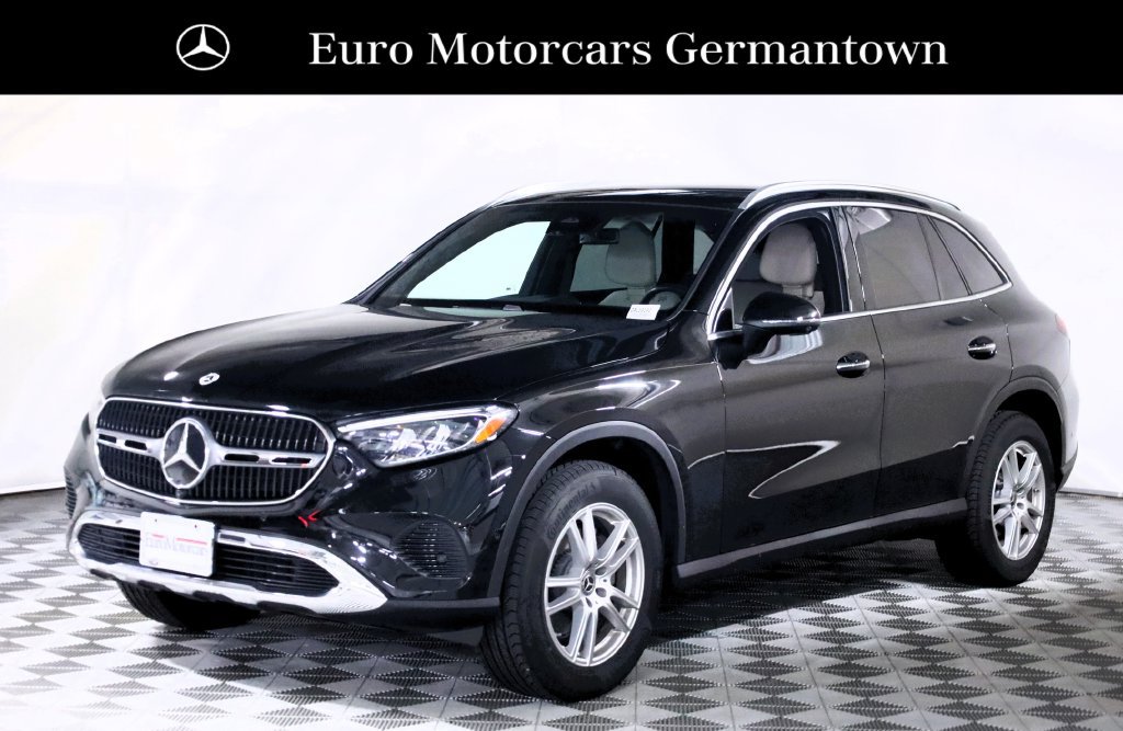 Used 2026 Mercedes-Benz GLC 300 4MATIC image 3