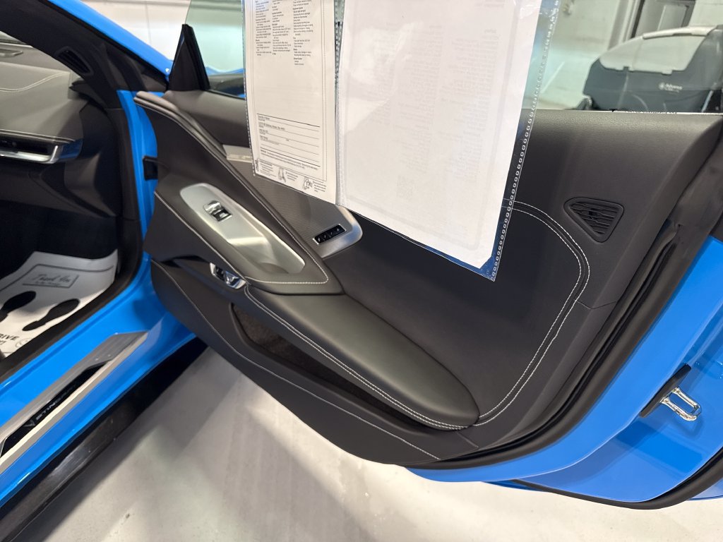 Used 2021 Chevrolet Corvette Stingray Preferred Cpe w/ Battery Protection Package RWD image 41