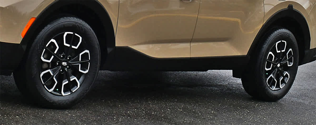 Used 2024 Hyundai Santa Cruz SEL w/ Activity Package image 28