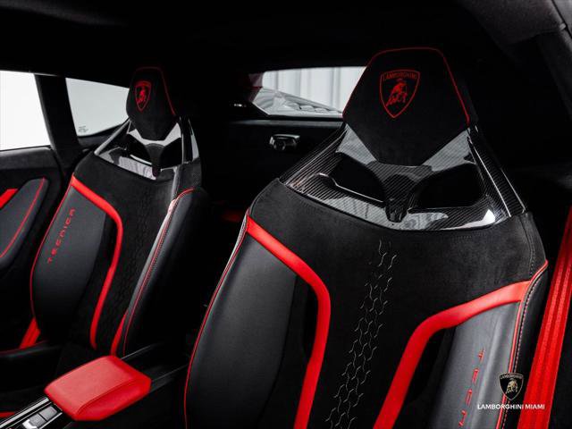 Used 2024 Lamborghini Huracan Tecnica RWD image 27