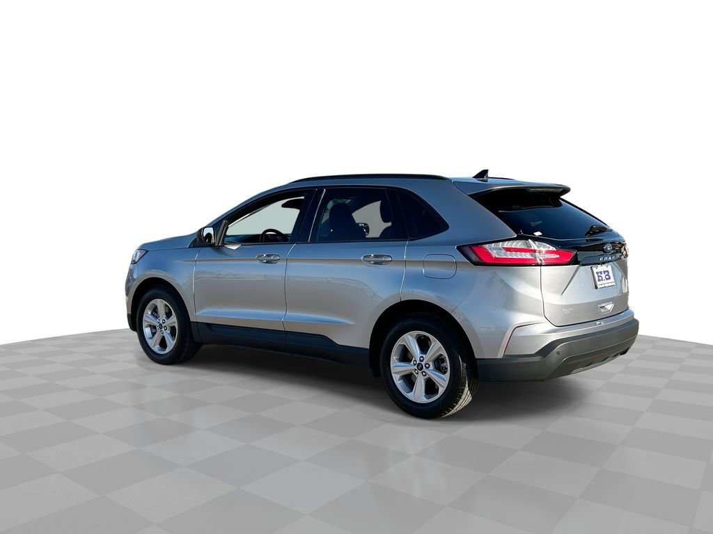 Used 2022 Ford Edge SE image 6