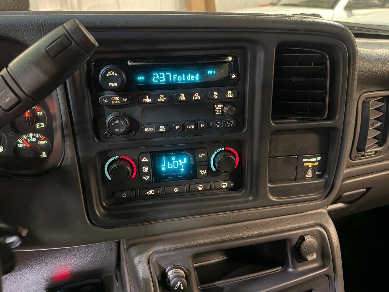 Used 2006 Chevrolet Silverado 3500 LT w/ Heavy-Duty Power Package AWD/4WD image 4