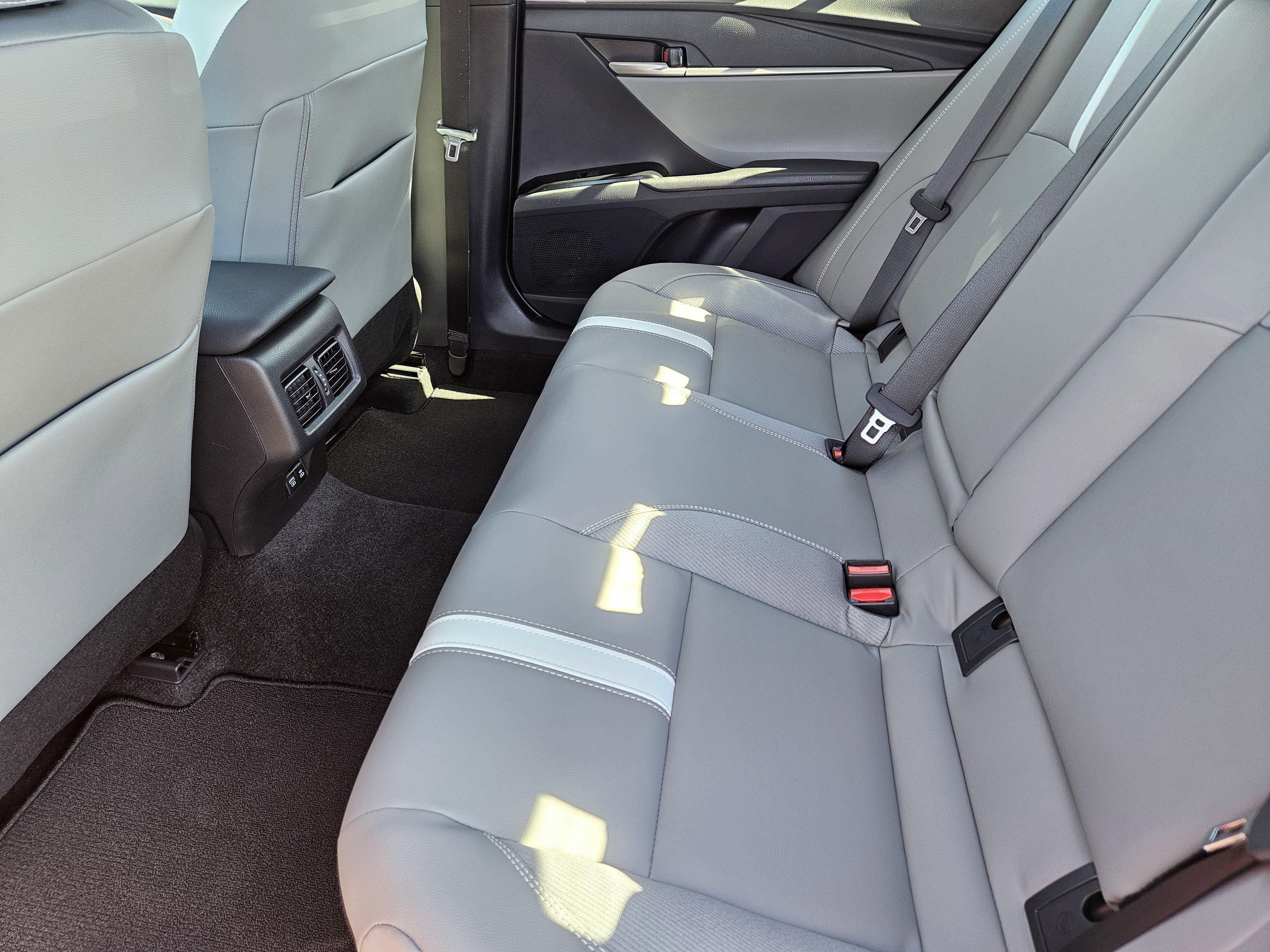 New 2026 Toyota Camry SE w/ Multimedia Upgrade Package image 21