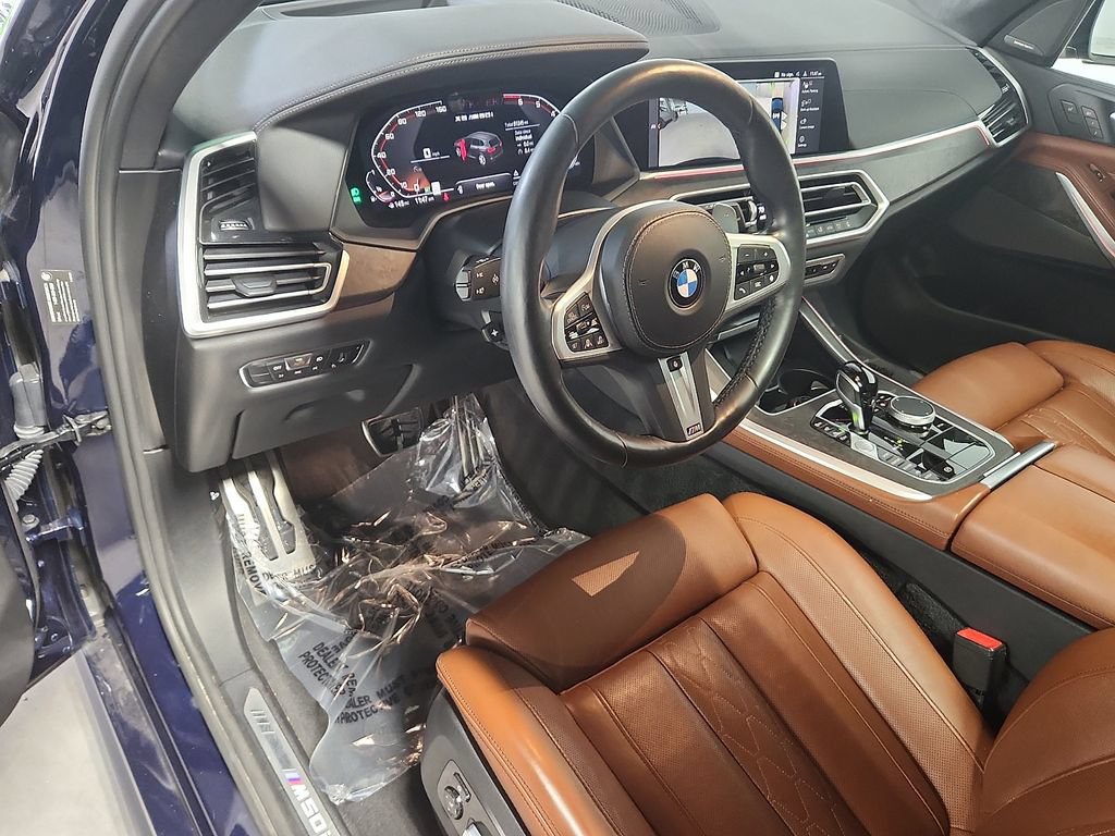 Used 2022 BMW X5 M50i AWD/4WD image 4