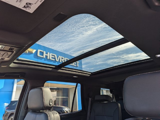 Used 2022 Chevrolet Tahoe RST w/ Luxury Package AWD/4WD image 30