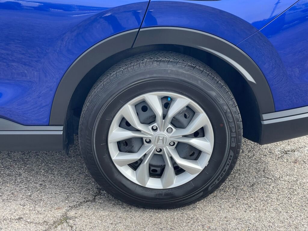 Used 2025 Honda CR-V LX image 34