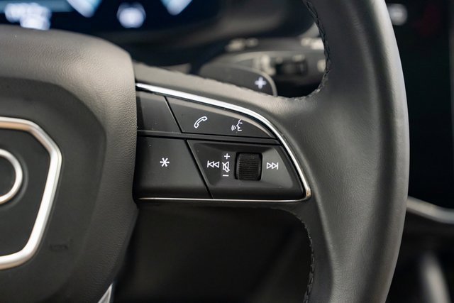 Used 2023 Audi Q8 Premium w/ Convenience Package image 15