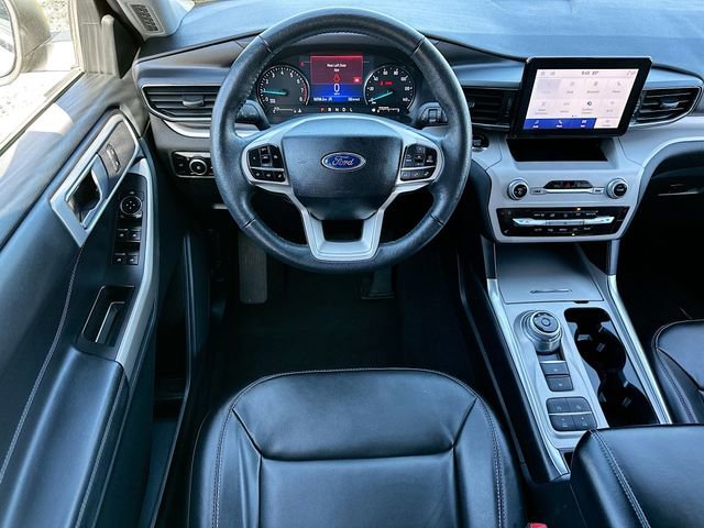 Used 2024 Ford Explorer XLT w/ Equipment Group 202A image 21