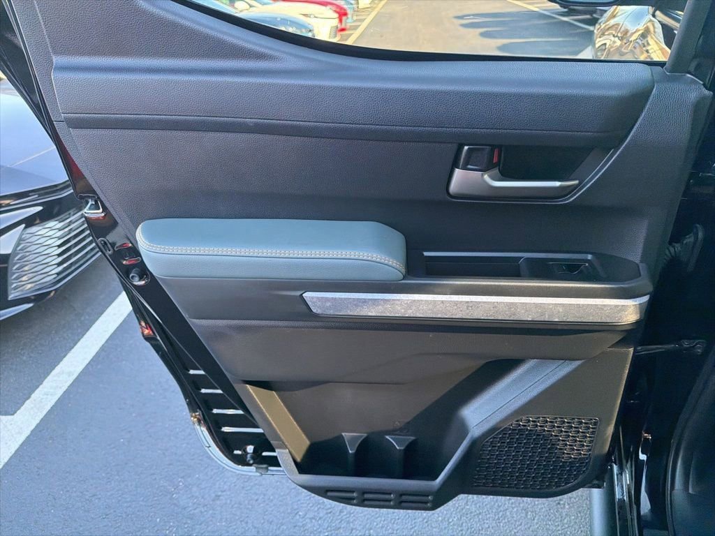 Certified 2025 Toyota Tacoma 4x4 Double Cab Hybrid image 16