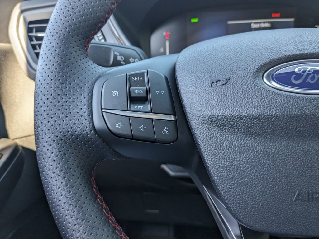 New 2025 Ford Escape ST-Line w/ Equipment Group 301A image 27
