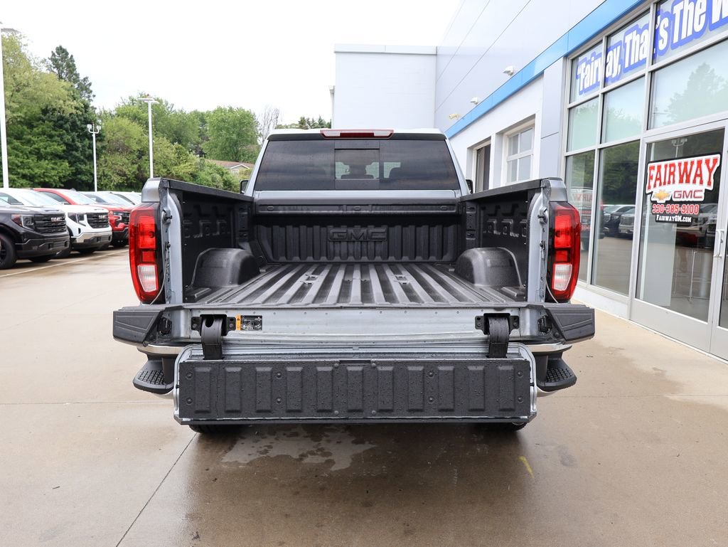 New 2026 GMC Sierra 3500 SLE w/ Preferred Package AWD/4WD image 34