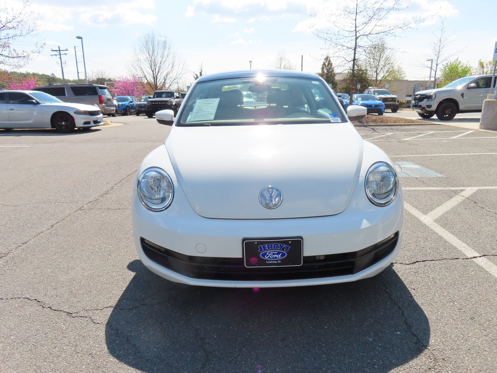 Used 2016 Volkswagen Beetle 1.8T SEL image 2