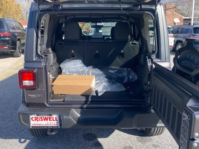 New 2026 Jeep Wrangler Unlimited Sport AWD/4WD image 6