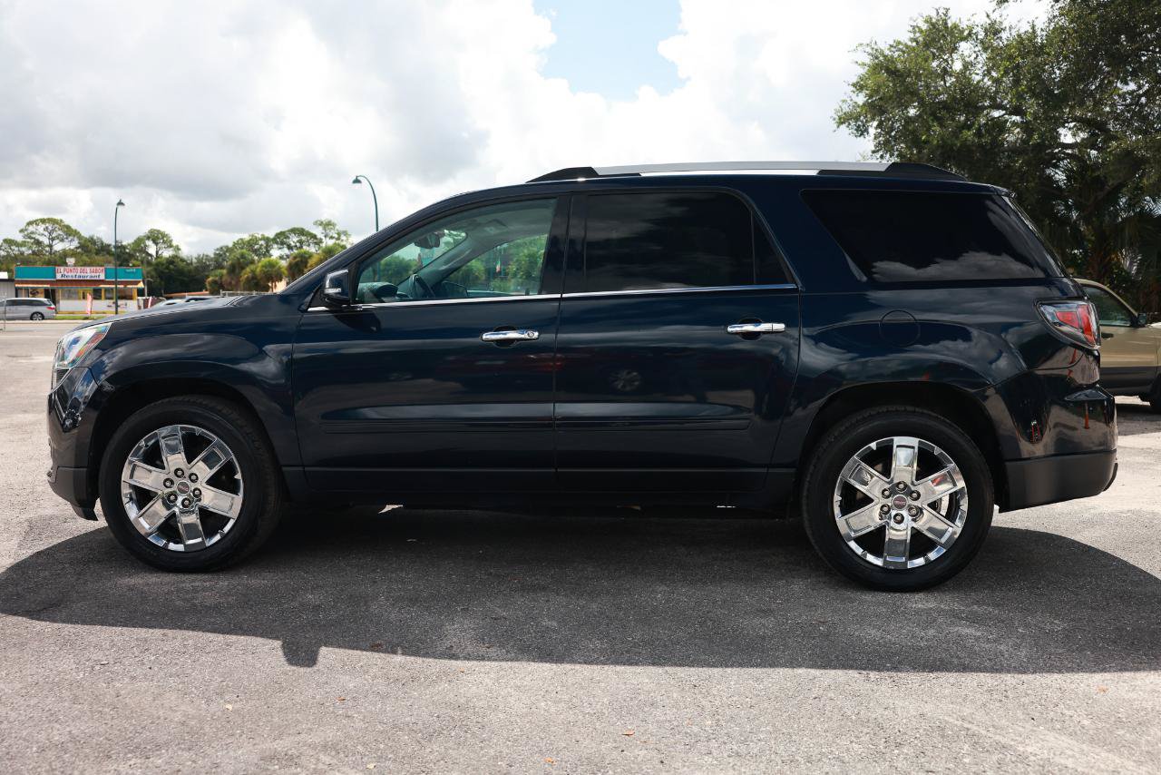 Used 2017 GMC Acadia Limited SLT AWD/4WD image 3