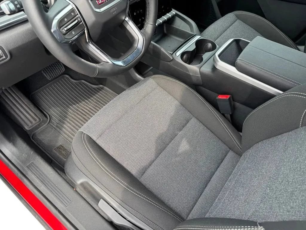 New 2027 GMC Terrain Elevation w/ Black Edition AWD/4WD image 10