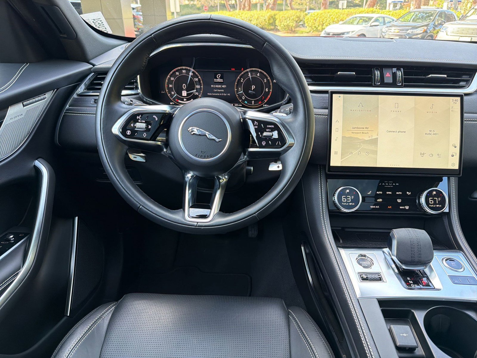 Used 2025 Jaguar F-PACE R-Dynamic S image 28