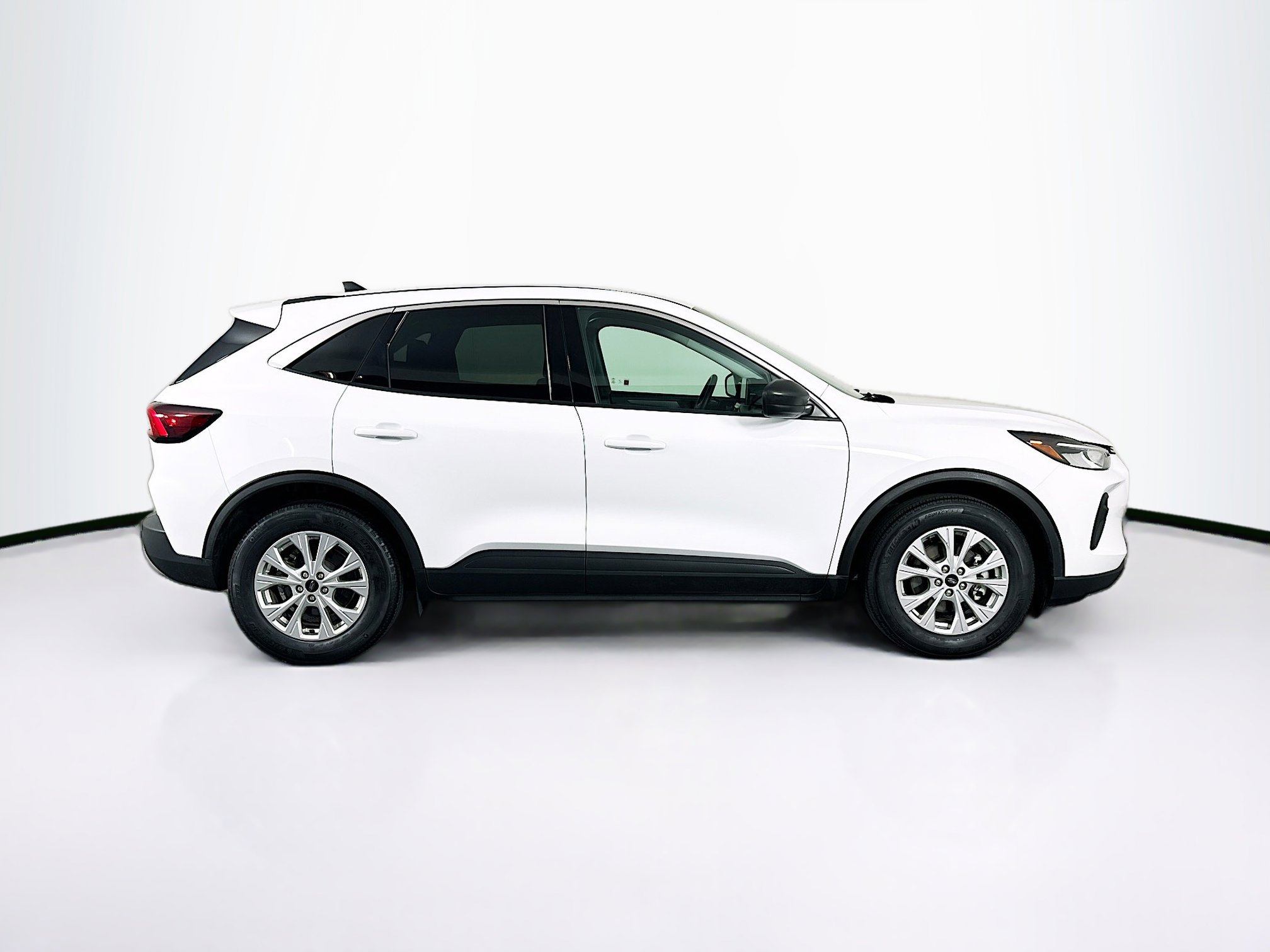 Used 2024 Ford Escape Active image 10
