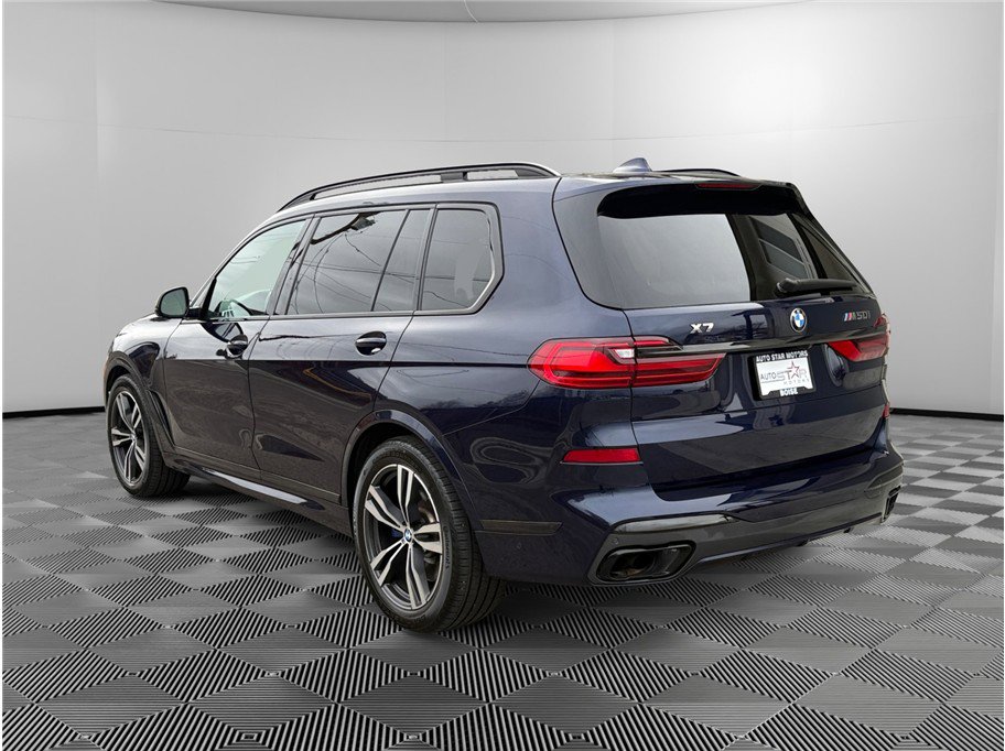 Used 2020 BMW X7 M50i w/ Dynamic Handling Package image 3