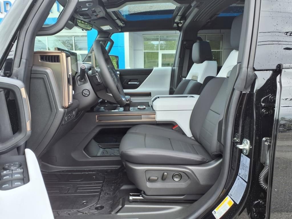 New 2025 GMC Hummer EV 3X AWD/4WD image 3