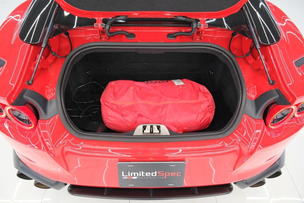 Used 2021 Ferrari 812 GTS RWD image 40