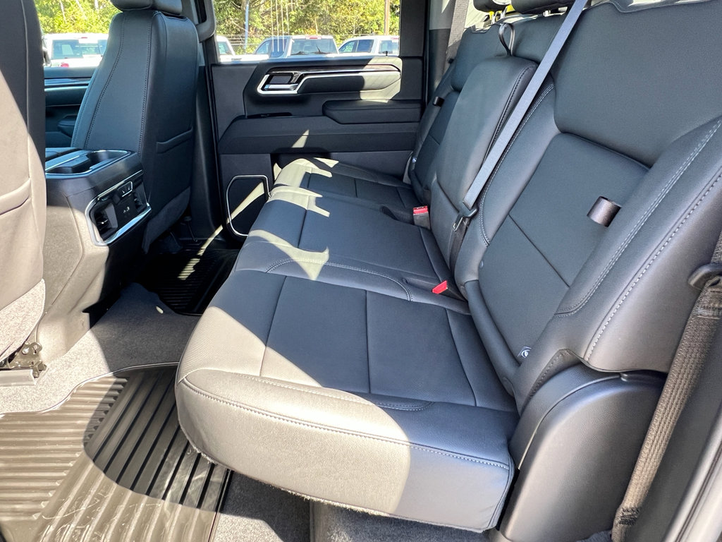 New 2026 Chevrolet Silverado 2500 LTZ w/ LTZ Plus Package image 18