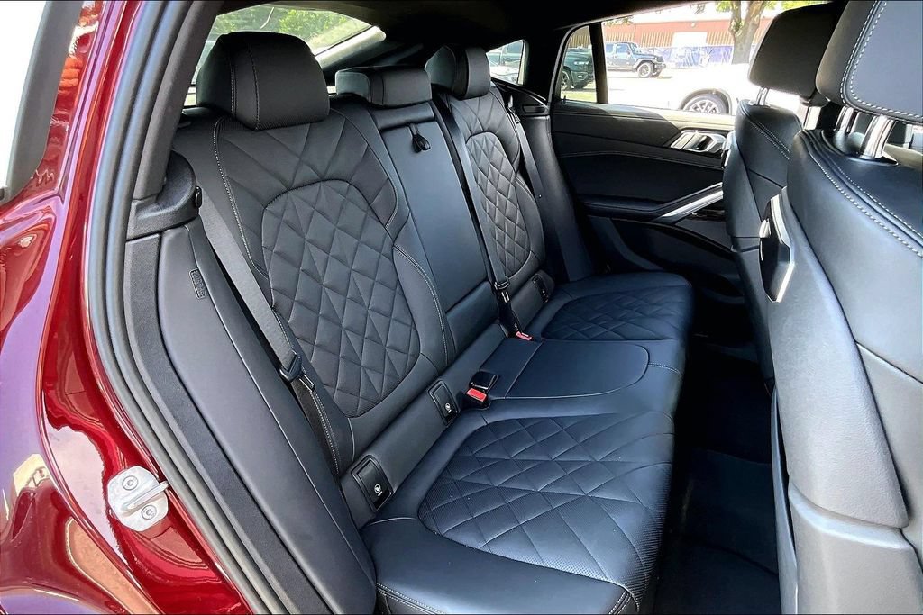 Certified 2025 BMW X6 xDrive40i AWD/4WD image 22