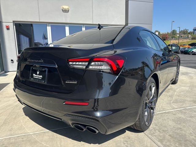 Used 2022 Maserati Ghibli Modena RWD image 8