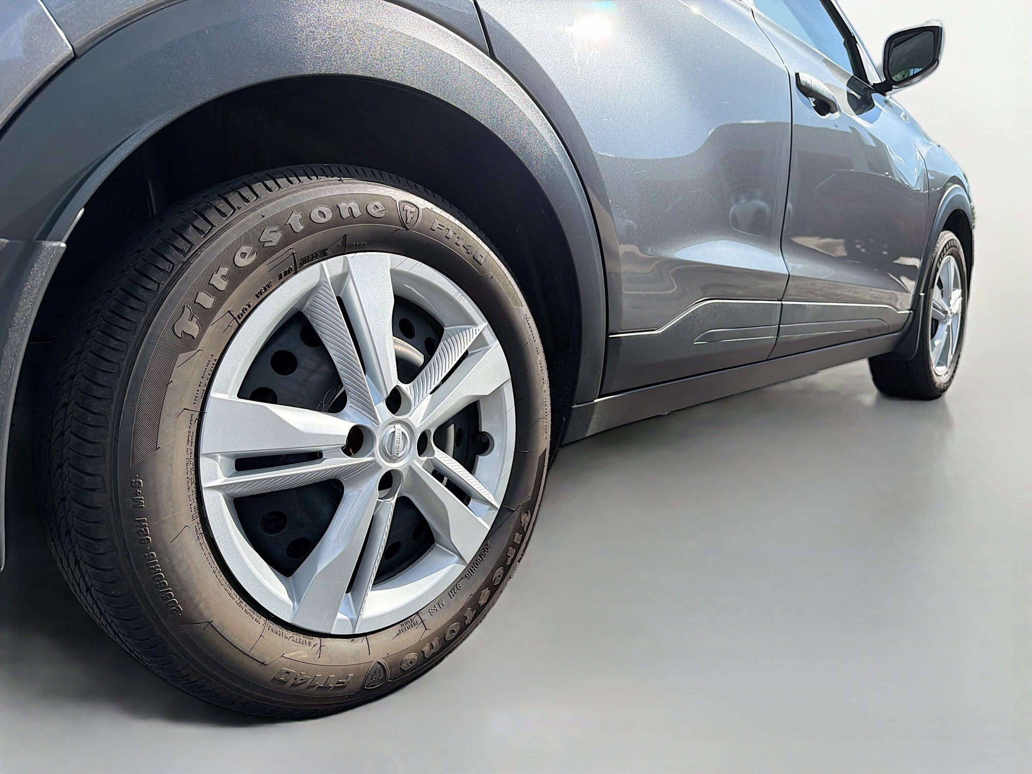 Used 2023 Nissan Kicks S FWD image 14