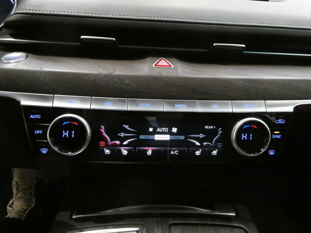 Used 2022 Genesis G80 2.5T w/ Advanced Package image 7