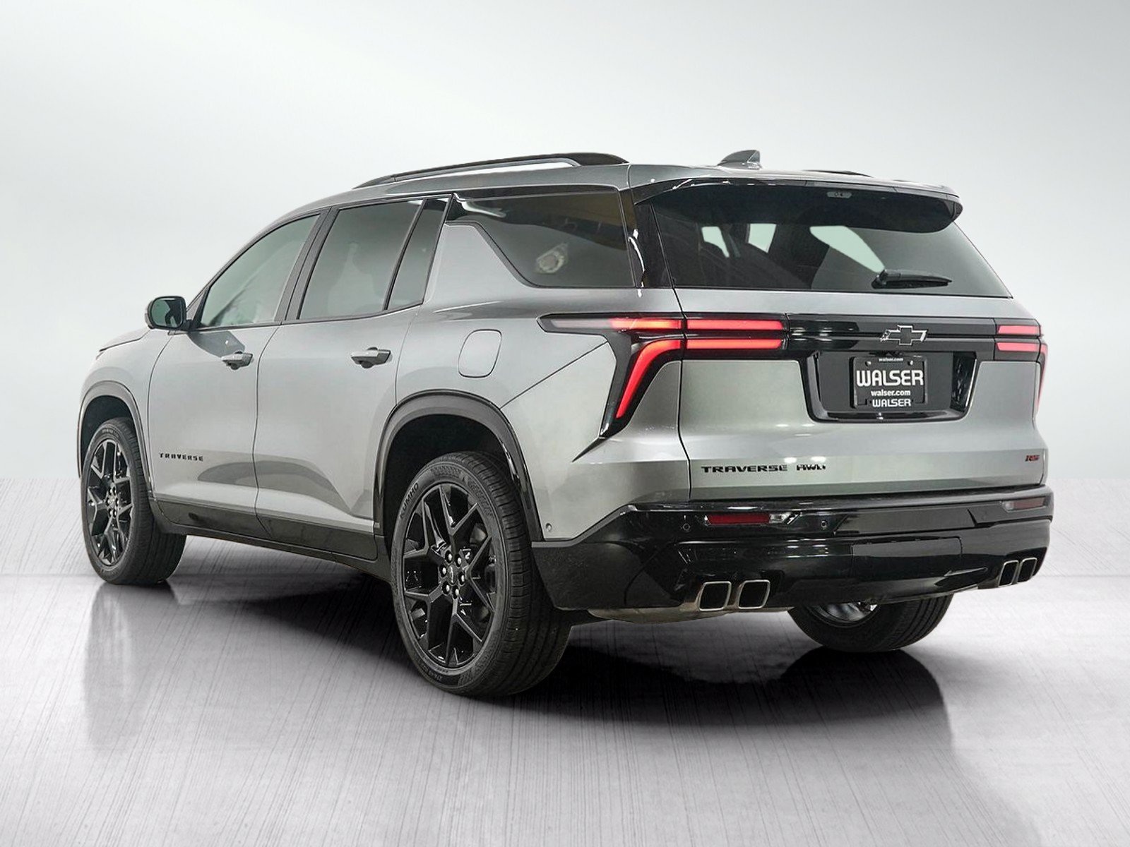 Used 2025 Chevrolet Traverse RS AWD/4WD image 4