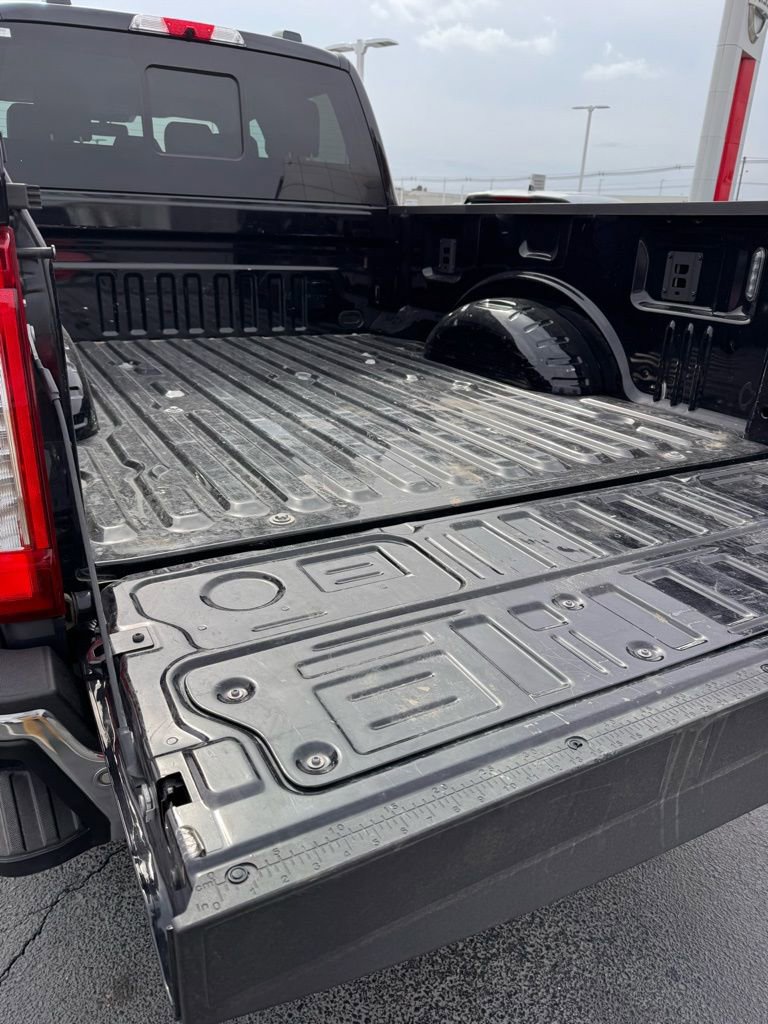 Used 2024 Ford F250 Lariat image 12