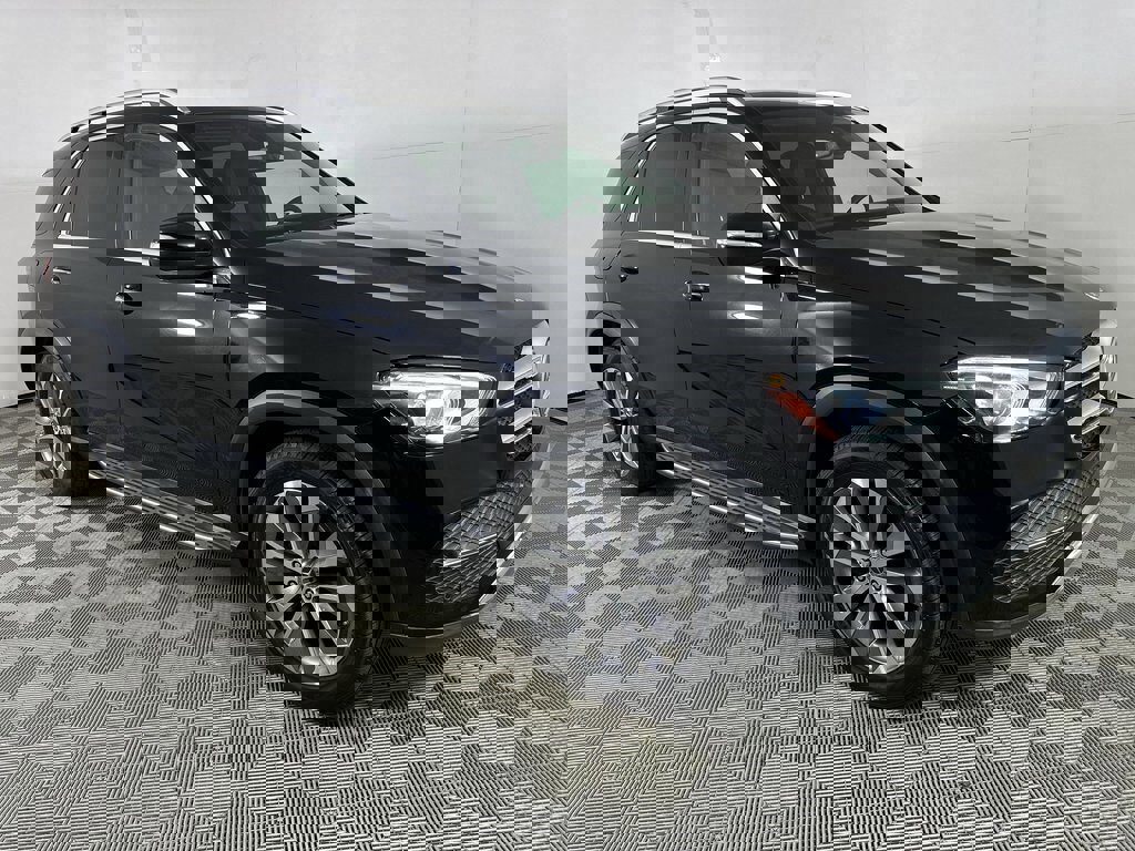 Used 2023 BMW 330i Sedan