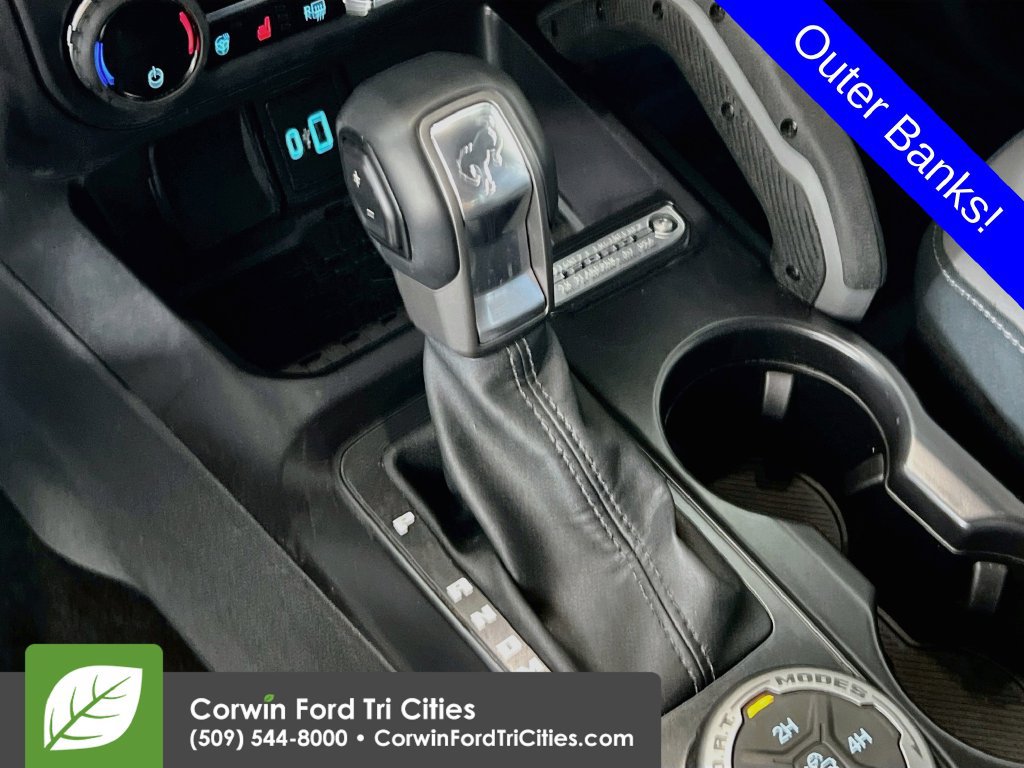 Used 2024 Ford Bronco Outer Banks AWD/4WD image 9