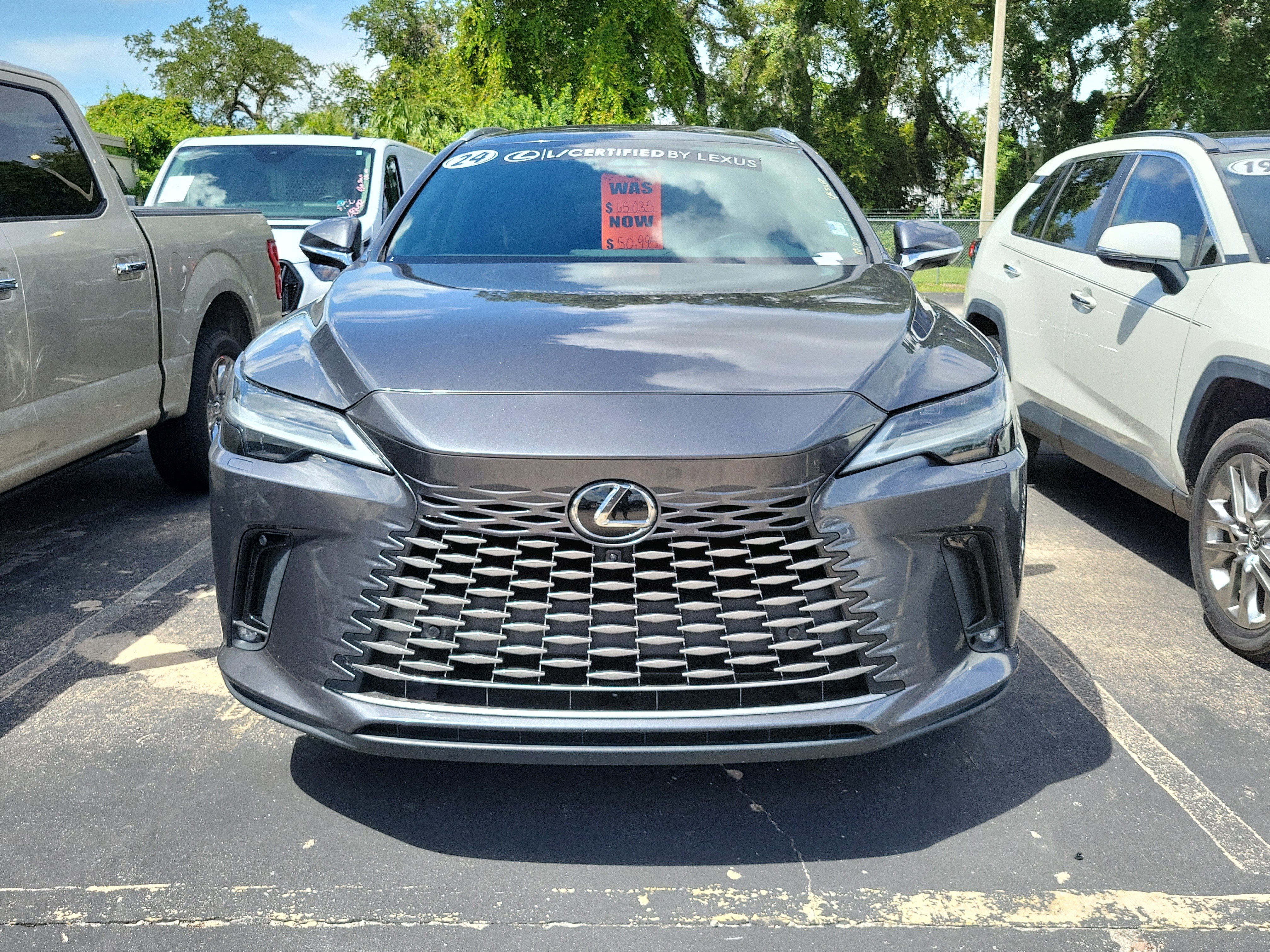 Used 2024 Lexus RX 350 FWD w/ Convenience Package image 2