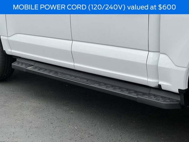 New 2025 Ford F150 Lightning Lariat image 8