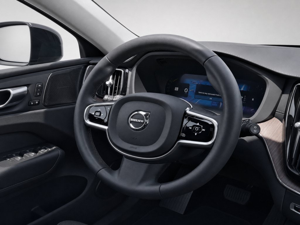 Certified 2023 Volvo XC60 B6 Ultimate w/ Climate Package AWD/4WD image 18