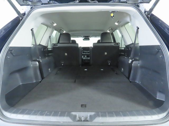 Used 2025 Toyota Grand Highlander FWD image 28