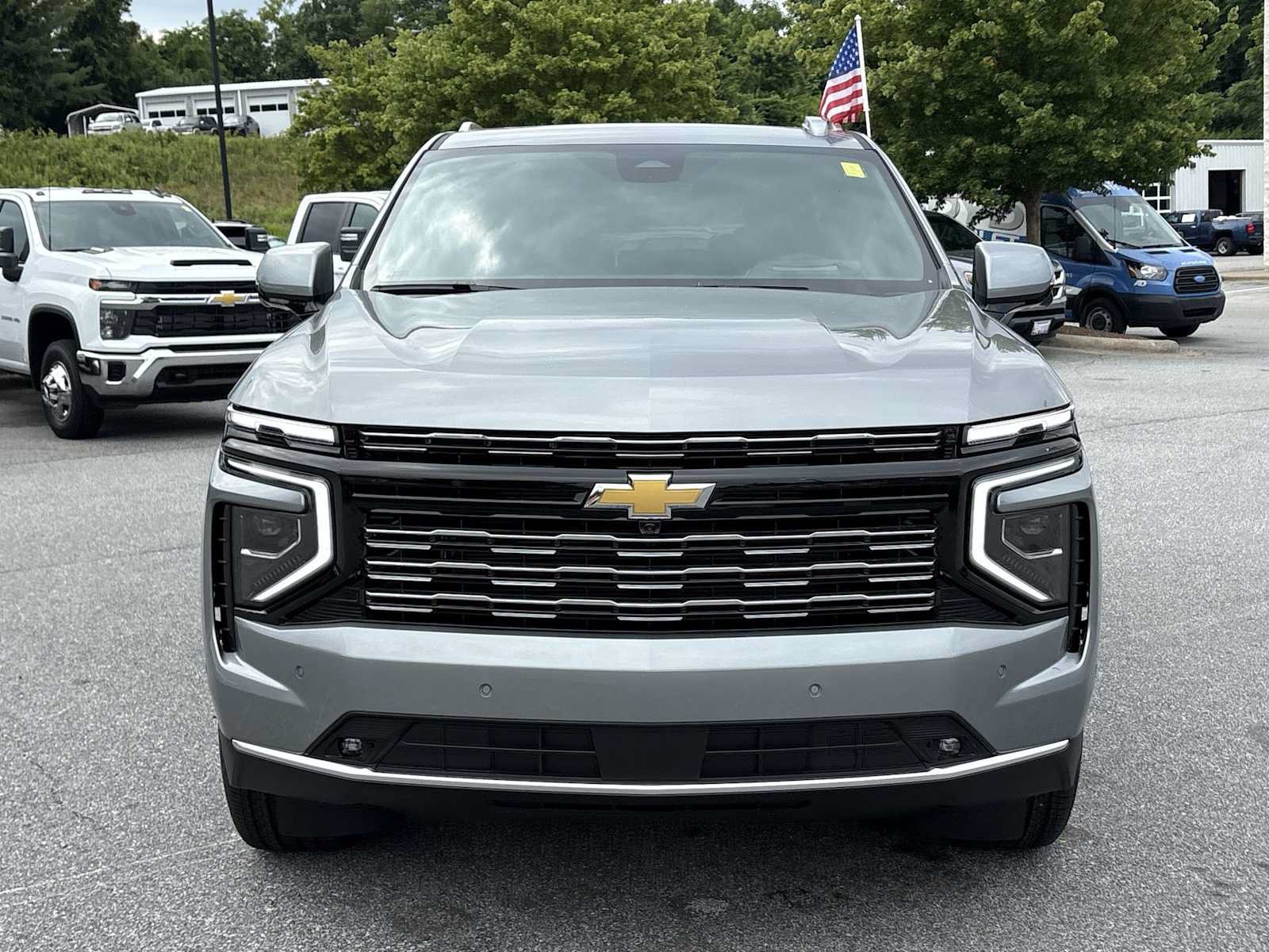 New 2026 Chevrolet Tahoe High Country AWD/4WD image 3