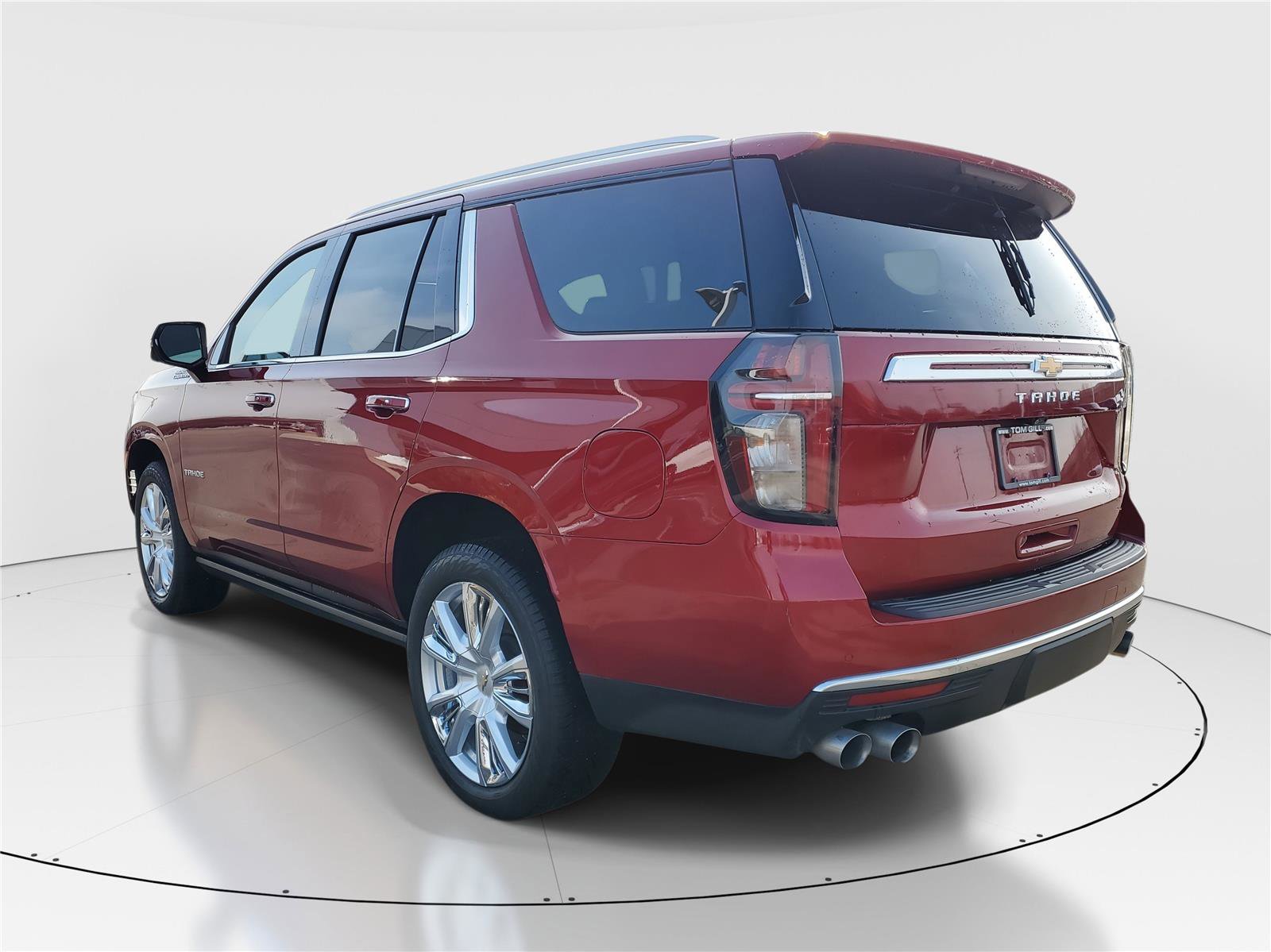 Used 2021 Chevrolet Tahoe High Country w/ Premium Package AWD/4WD image 3