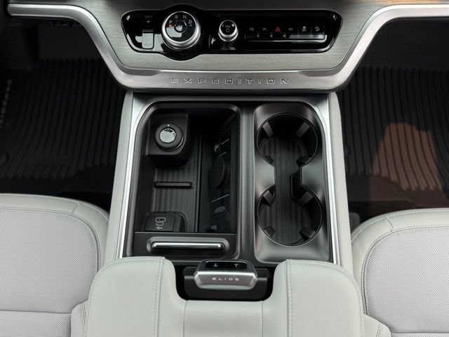 New 2027 Ford Expedition Platinum AWD/4WD image 38