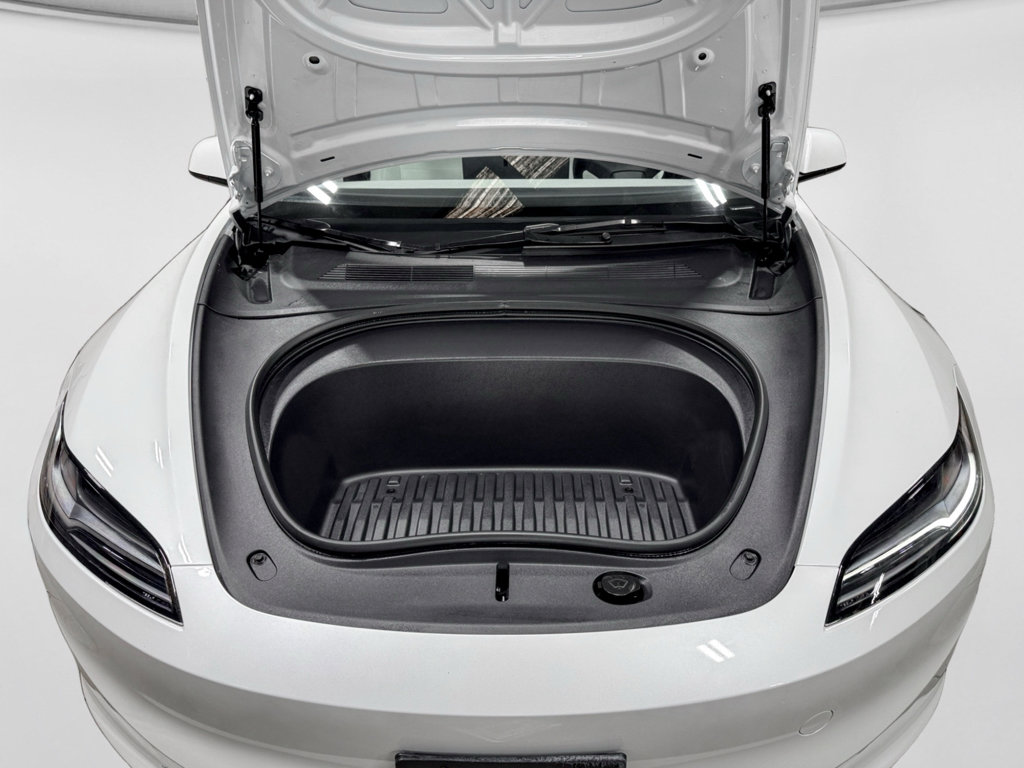 Used 2025 Tesla Model 3 Long Range image 23