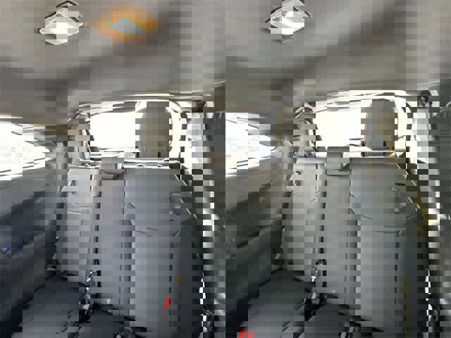 Used 2022 Toyota Sienna XSE image 19