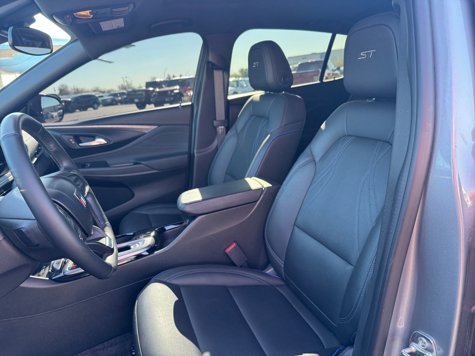 Used 2025 Buick Envista Sport Touring w/ Convenience I Package image 12