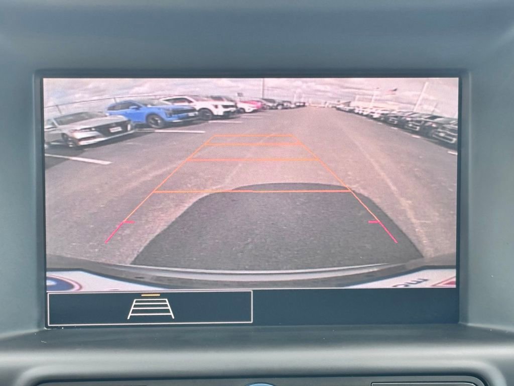 Used 2023 GMC Terrain SLE image 21