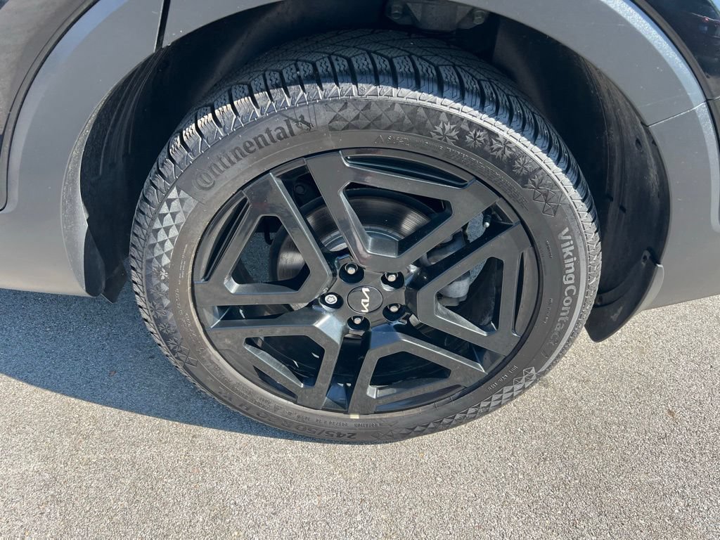 Used 2023 Kia Telluride AWD image 15