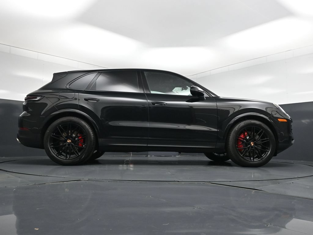 New 2026 Porsche Cayenne S AWD/4WD image 27